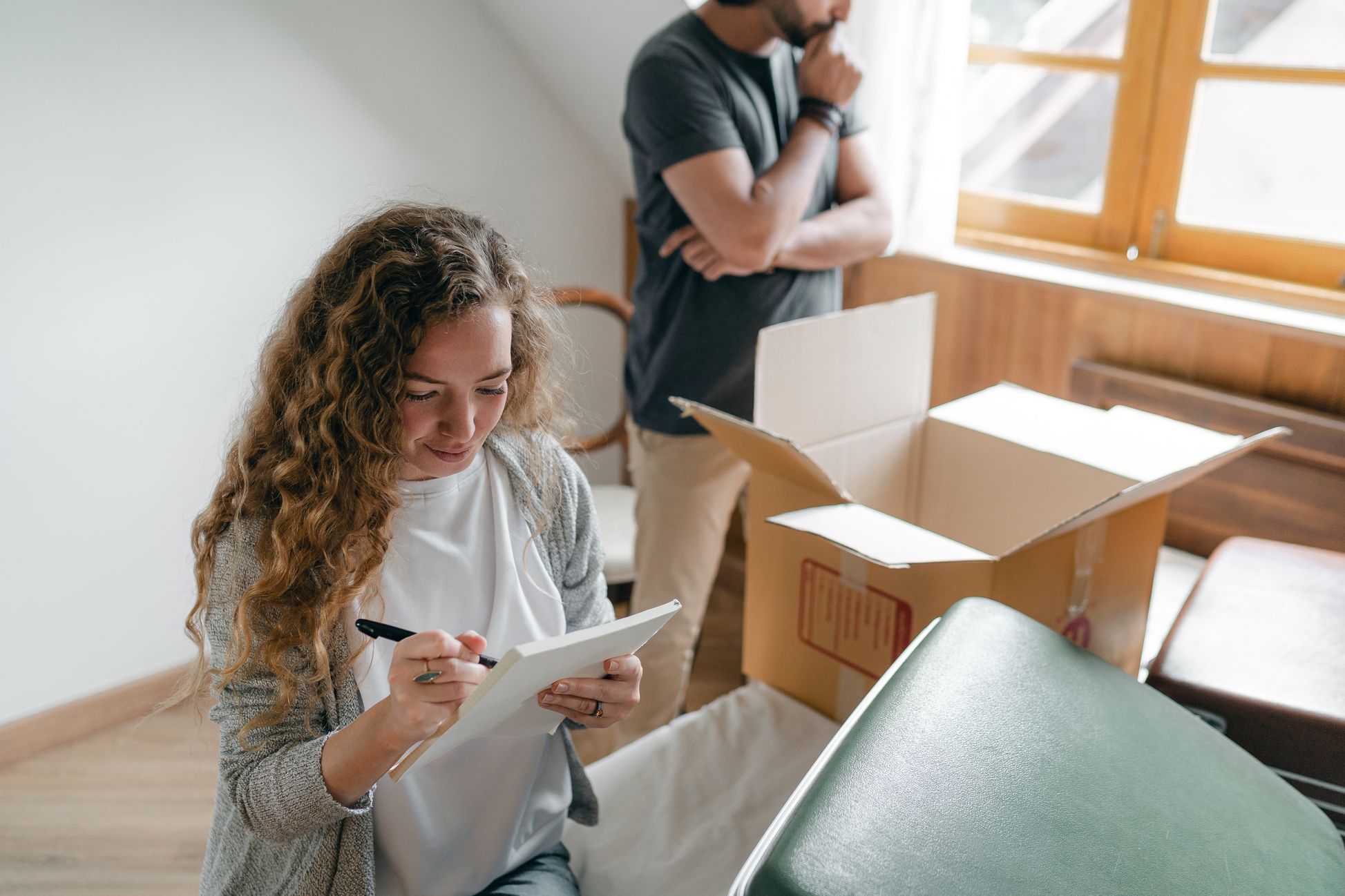 A couple deciding which moving company in Los Angeles to hire